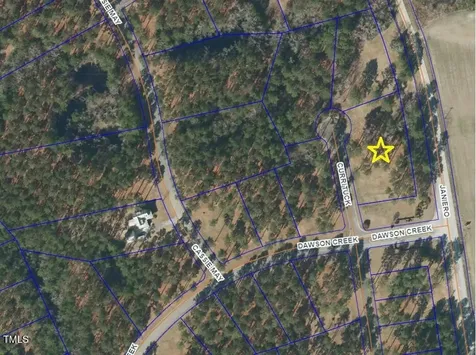40 Currituck Circle Oriental NC 28571