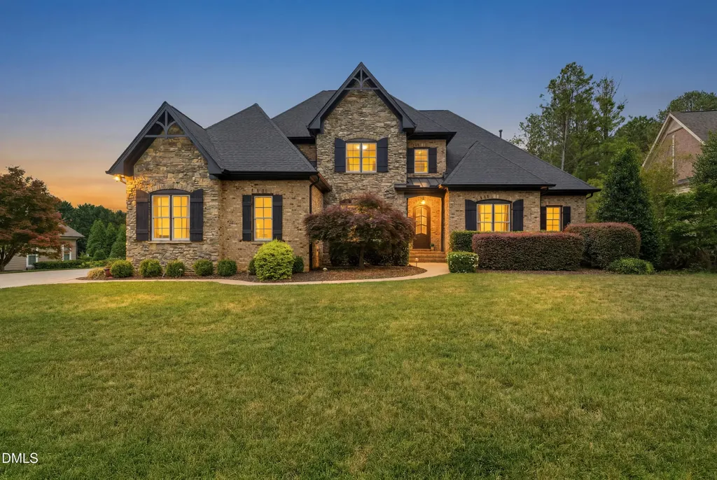 2515 Village Manor Way Raleigh NC 27614