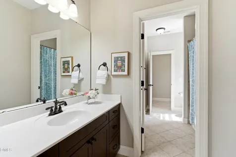 2515 Village Manor Way Raleigh NC 27614