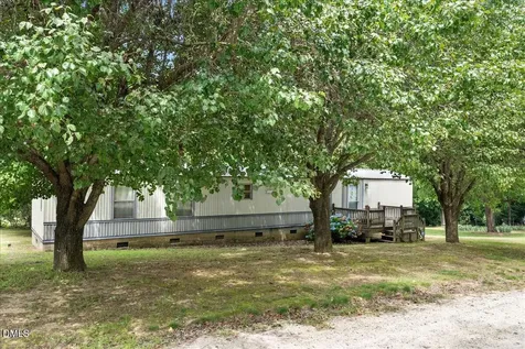 626 Flemingtown Lane Henderson NC 27537