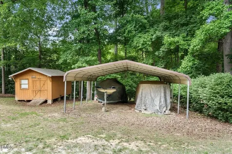 626 Flemingtown Lane Henderson NC 27537
