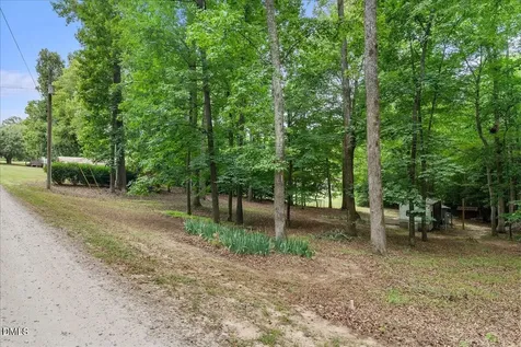 626 Flemingtown Lane Henderson NC 27537