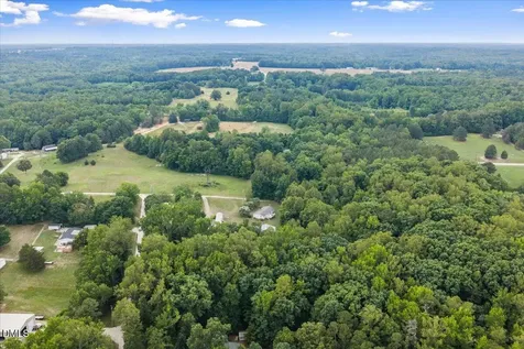 626 Flemingtown Lane Henderson NC 27537