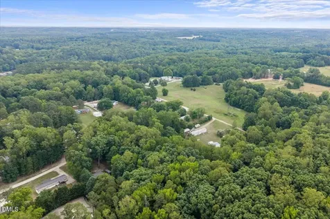 626 Flemingtown Lane Henderson NC 27537