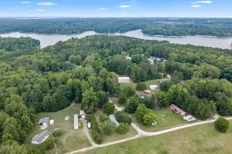 626 Flemingtown Lane Henderson NC 27537