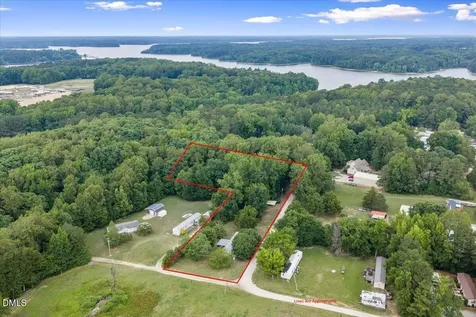 626 Flemingtown Lane Henderson NC 27537