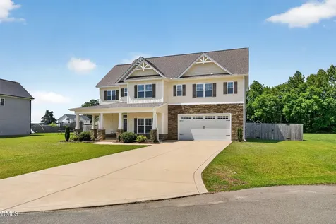 107 Weatherstone Court Pikeville NC 27863