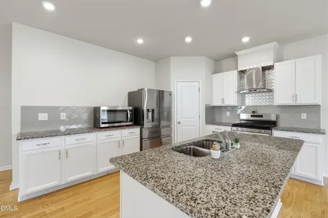 2132 Water Marsh Trail Fuquay Varina NC 27526