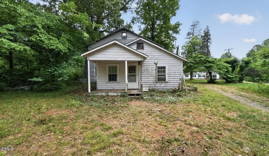 6300 3 Loy Road Mcleansville NC 27301
