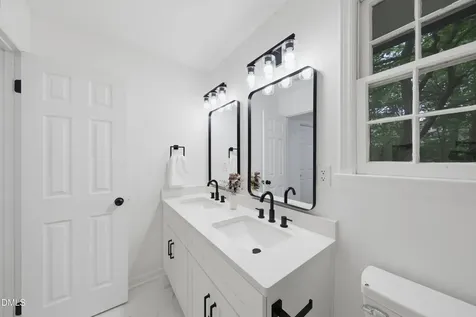 505 Longleaf Drive Chapel Hill NC 27517