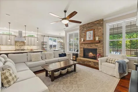6 Beaufort Court Durham NC 27713