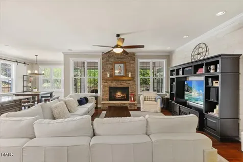 6 Beaufort Court Durham NC 27713
