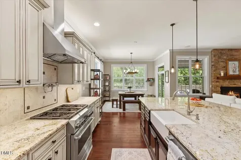 6 Beaufort Court Durham NC 27713