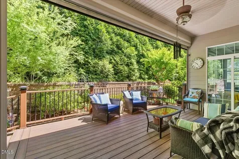 6 Beaufort Court Durham NC 27713