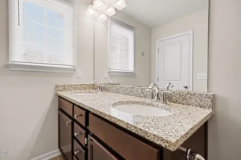 564 Chessie Station Apex NC 27502