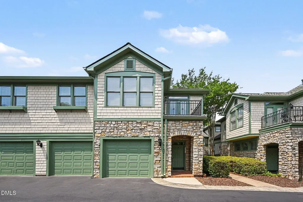 201 Presque Isle Lane Chapel Hill NC 27514