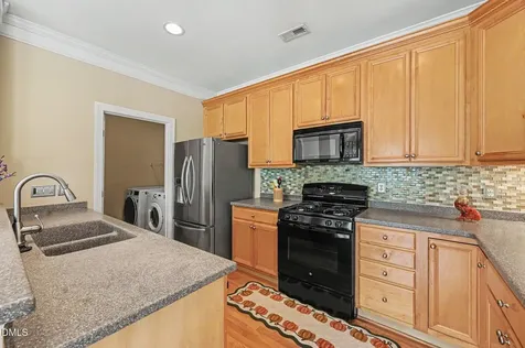 201 Presque Isle Lane Chapel Hill NC 27514