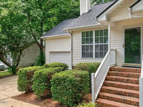 727 Avery Street Garner NC 27529