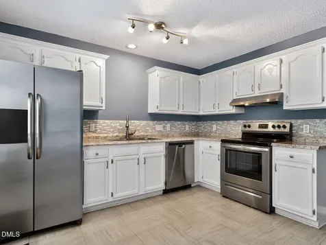 727 Avery Street Garner NC 27529