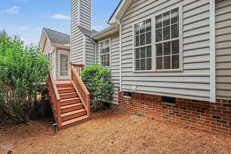404 Ravenstone Drive Cary NC 27518