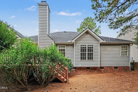404 Ravenstone Drive Cary NC 27518