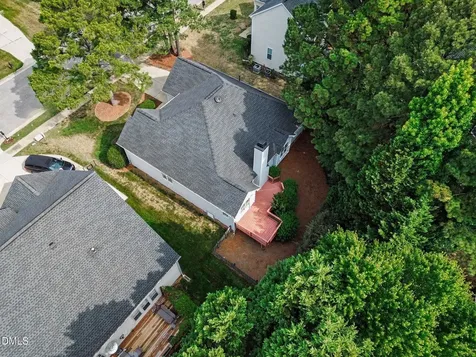 404 Ravenstone Drive Cary NC 27518