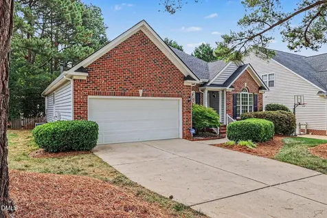 404 Ravenstone Drive Cary NC 27518