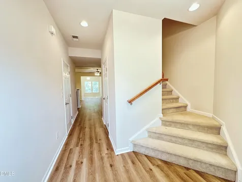 435 Panorama View Loop Cary NC 27519