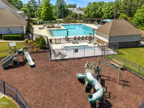 437 Christian Creek Place Cary NC 27519