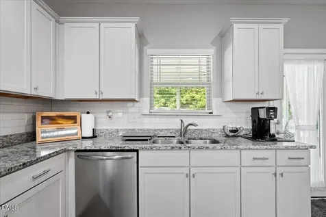 9 Rock Oak Court Clayton NC 27527