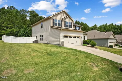 9 Rock Oak Court Clayton NC 27527