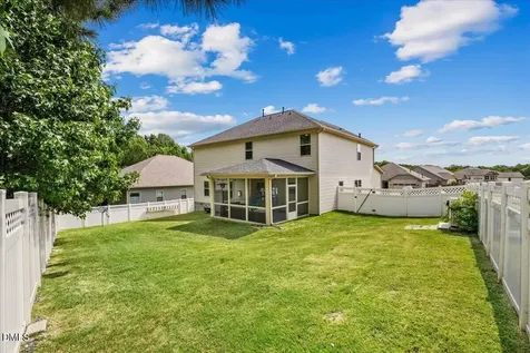 9 Rock Oak Court Clayton NC 27527
