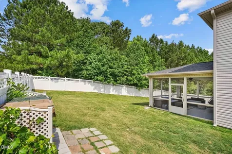 9 Rock Oak Court Clayton NC 27527