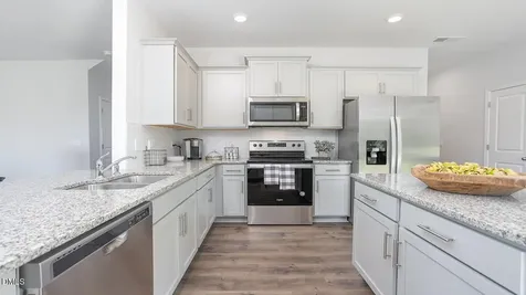 1556 Aberdeen Drive Mebane NC 27302