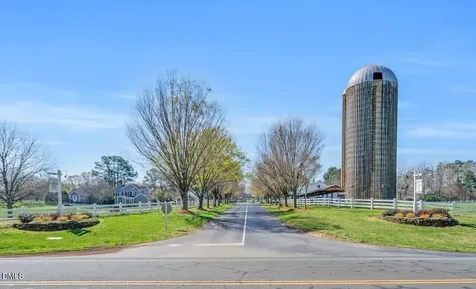 686 Spindlewood Pittsboro NC 27312