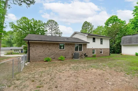 1403 Maple Avenue Apex NC 27502
