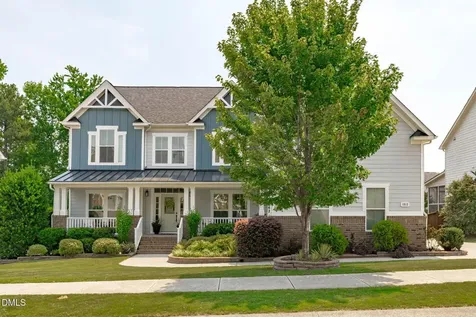 1813 Venezia Way Apex NC 27502
