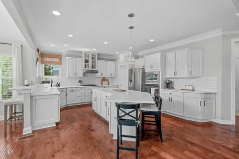1813 Venezia Way Apex NC 27502
