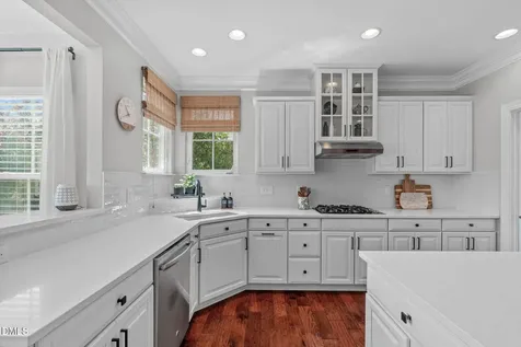 1813 Venezia Way Apex NC 27502