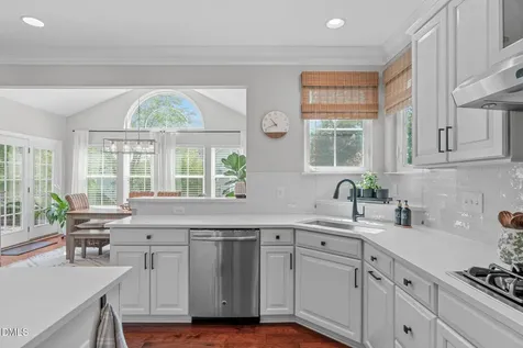 1813 Venezia Way Apex NC 27502