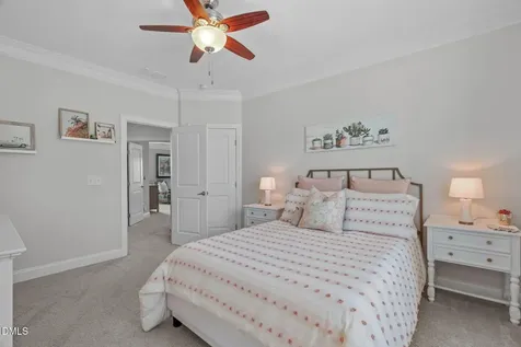 1813 Venezia Way Apex NC 27502