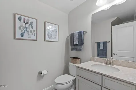 1813 Venezia Way Apex NC 27502