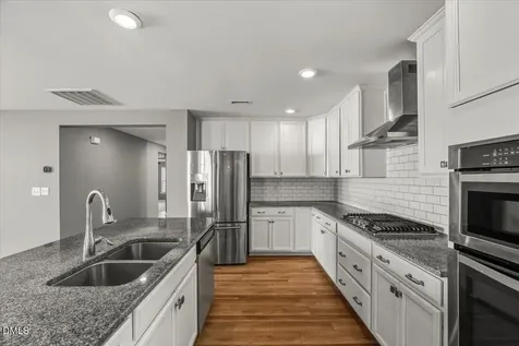 237 Willow Grove Lane Fuquay Varina NC 27526