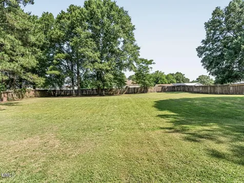 2966 Cheshire Drive Sanford NC 27332