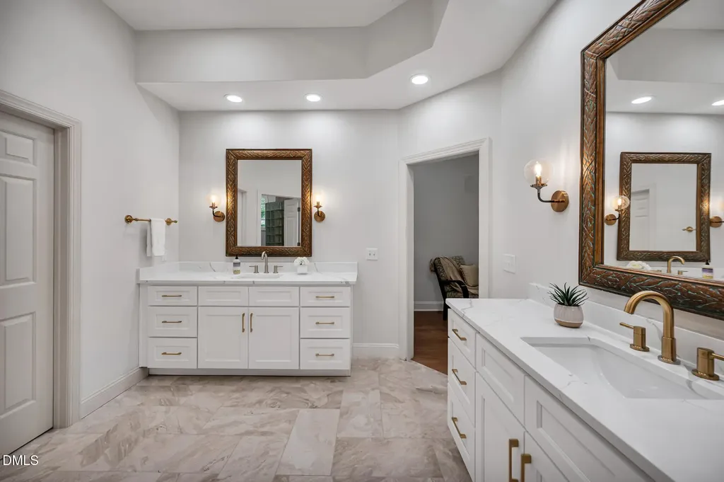 39523 Glenn Glade Chapel Hill NC 27517