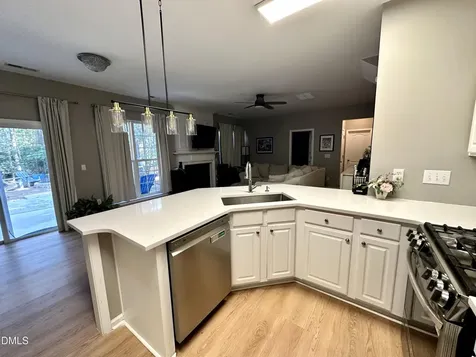 105 New Timber Path Apex NC 27502