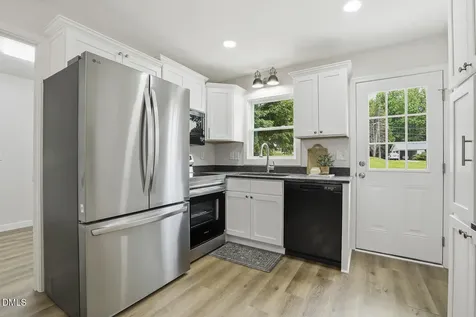 707 Dickens Street Roxboro NC 27573
