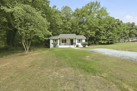 707 Dickens Street Roxboro NC 27573