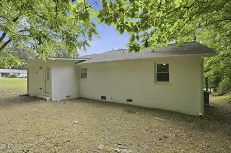 707 Dickens Street Roxboro NC 27573
