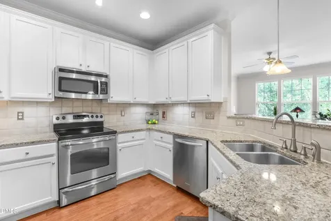 109 Haybarn Court Apex NC 27502